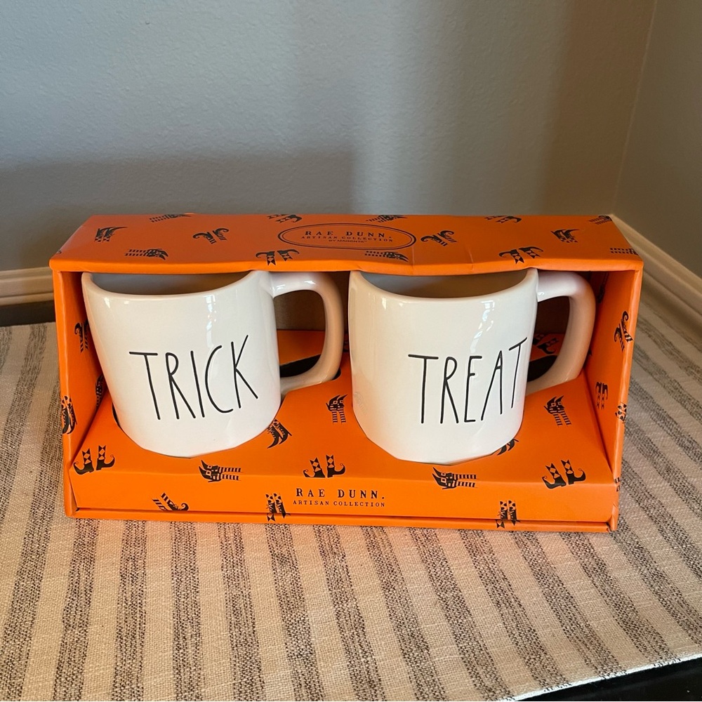 NEW - Rae Dunn Trick and Treat Mug Set - Halloween - Coffee Mugs